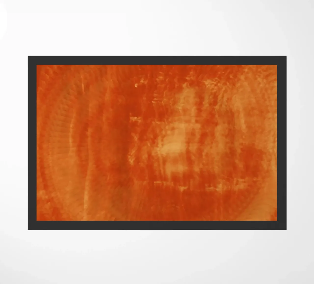 Abstraktes dynamisches Muster in orange und rot. Fußmatte von Something for you