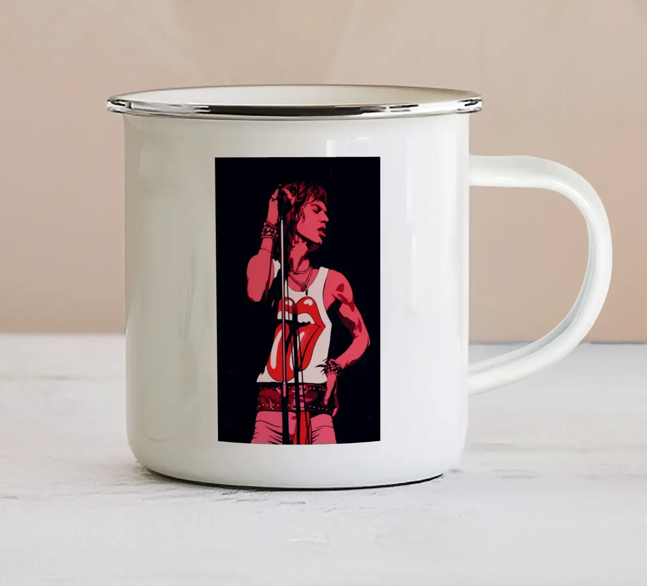 Mick Jagger in rosa nero tazza in smalto da Lembayung art