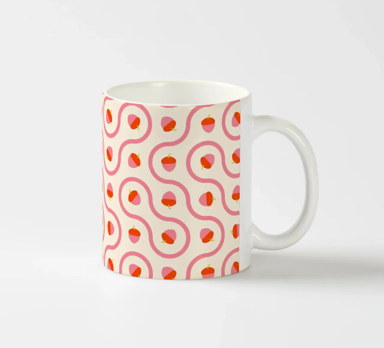 Ghiande rosa e rosse con linee ondulate su crema chiaro tazza in ceramica da CoelfenArt