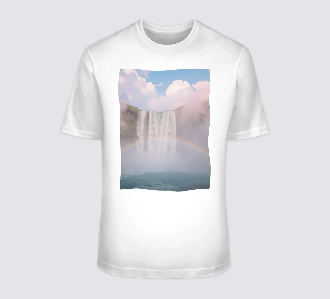 Cascata con arcobaleno e nebbia t-shirt da DesignDoodle