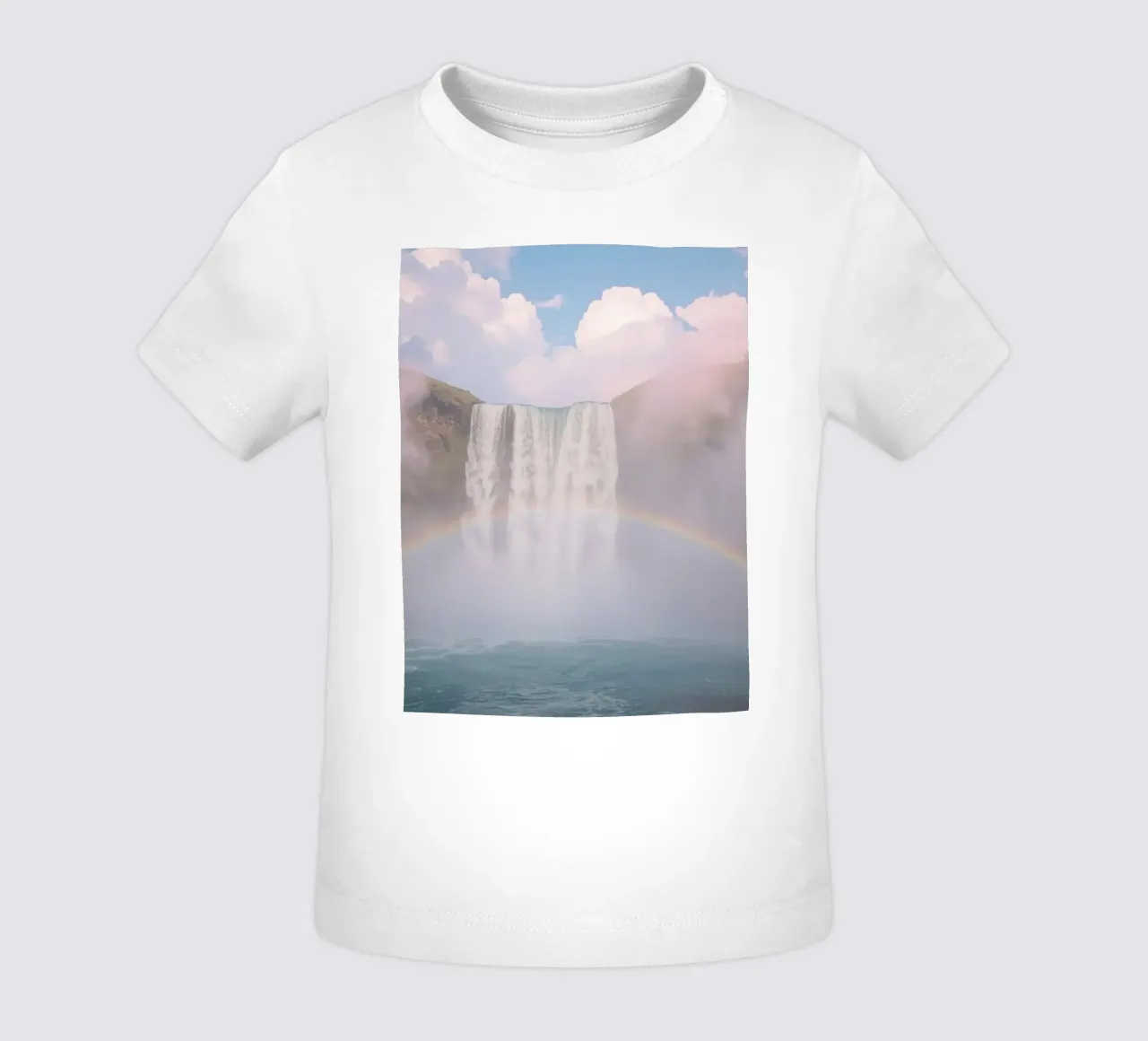 Cascata con arcobaleno e nebbia maglietta neonato da DesignDoodle