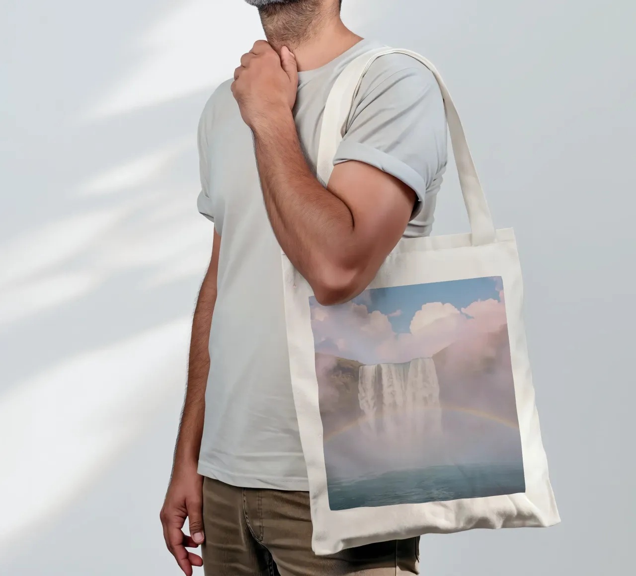 Cascata con arcobaleno e nebbia borsa in juta da DesignDoodle