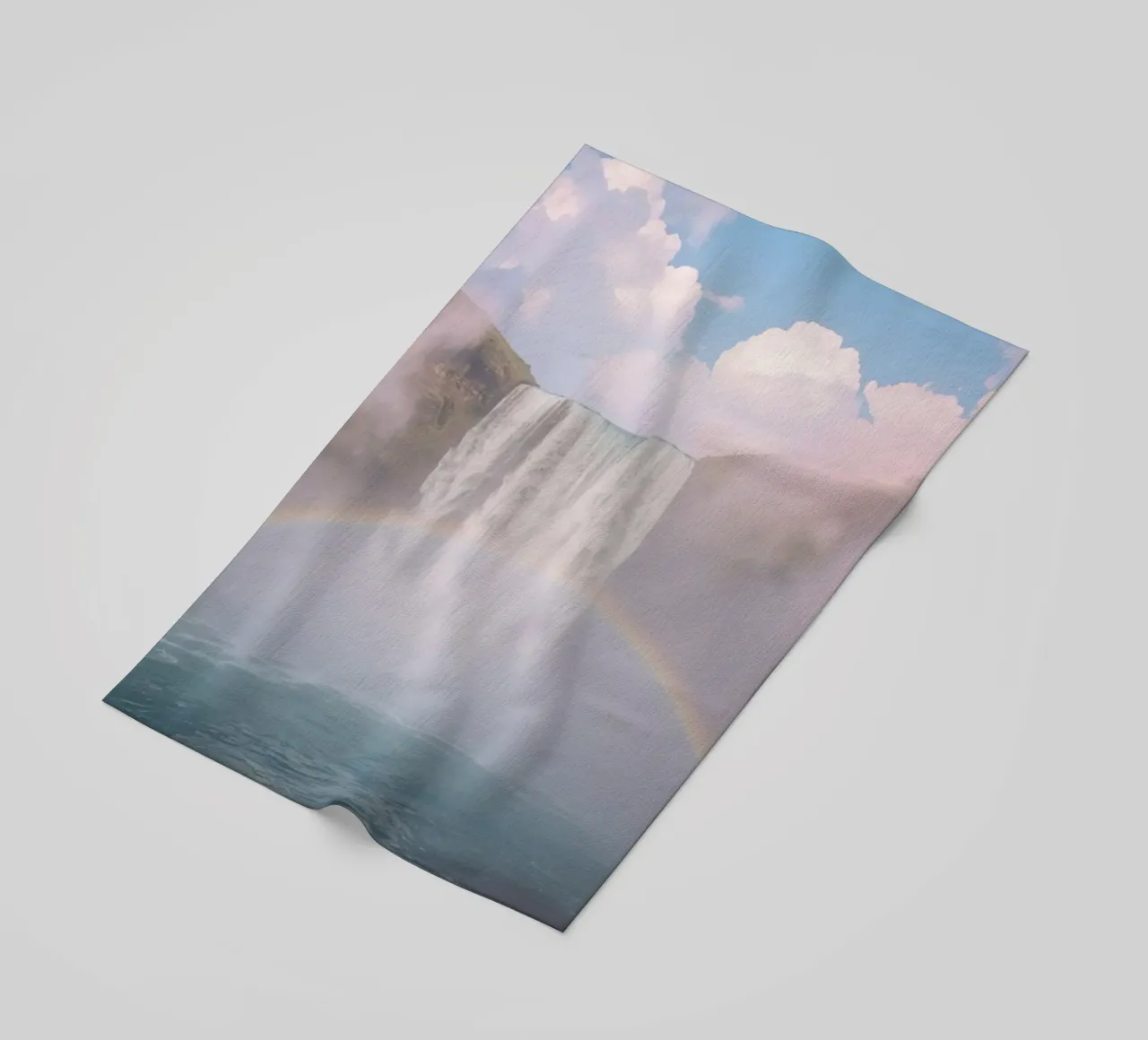 Cascata con arcobaleno e nebbia telo mare da DesignDoodle