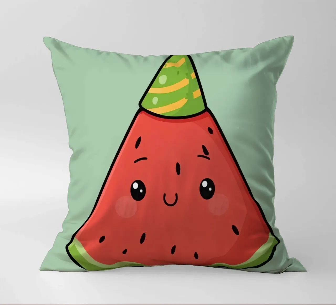 Fetta di cocomero felice con cappello da festa cuscino da DesignDoodle