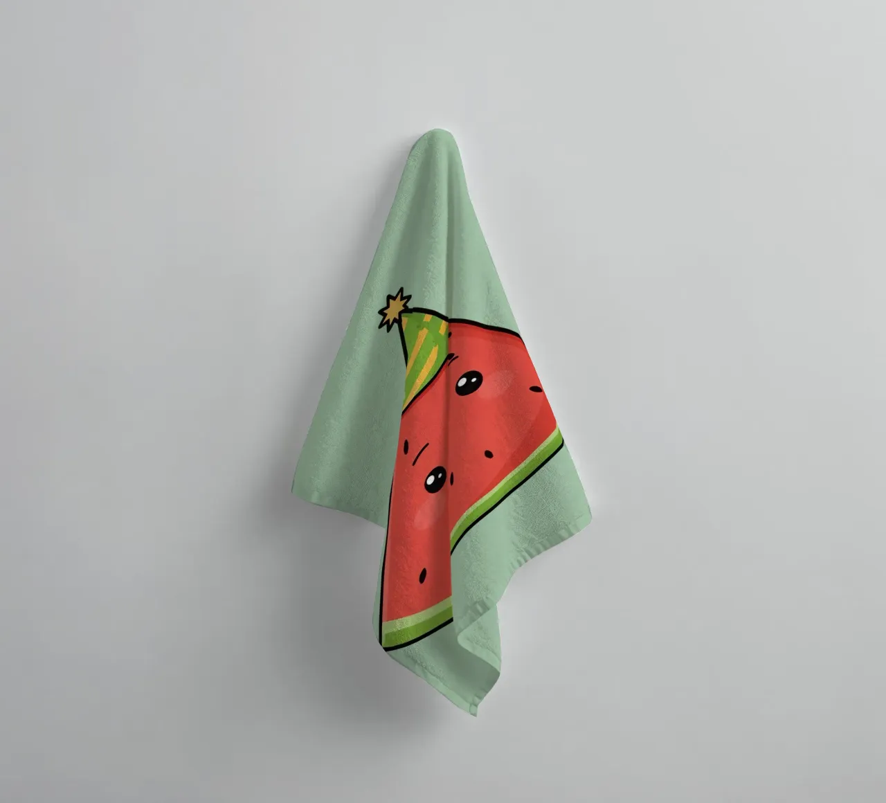 Fetta di cocomero felice con cappello da festa asciugamano da bagno da DesignDoodle