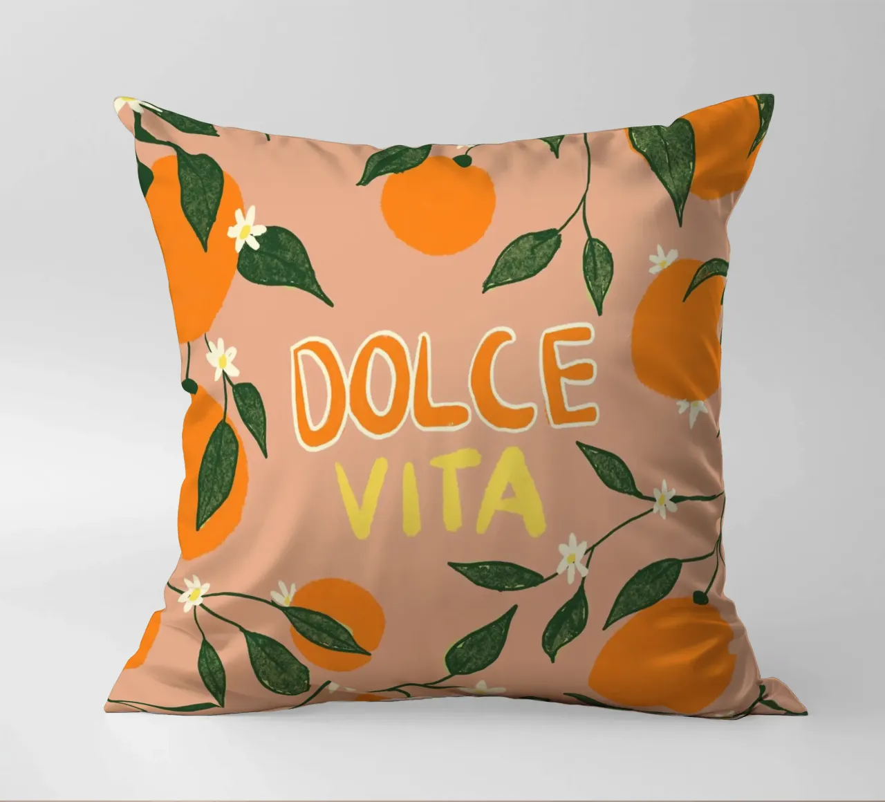 Dolce Vita Orange Kissen von Studio Dolci