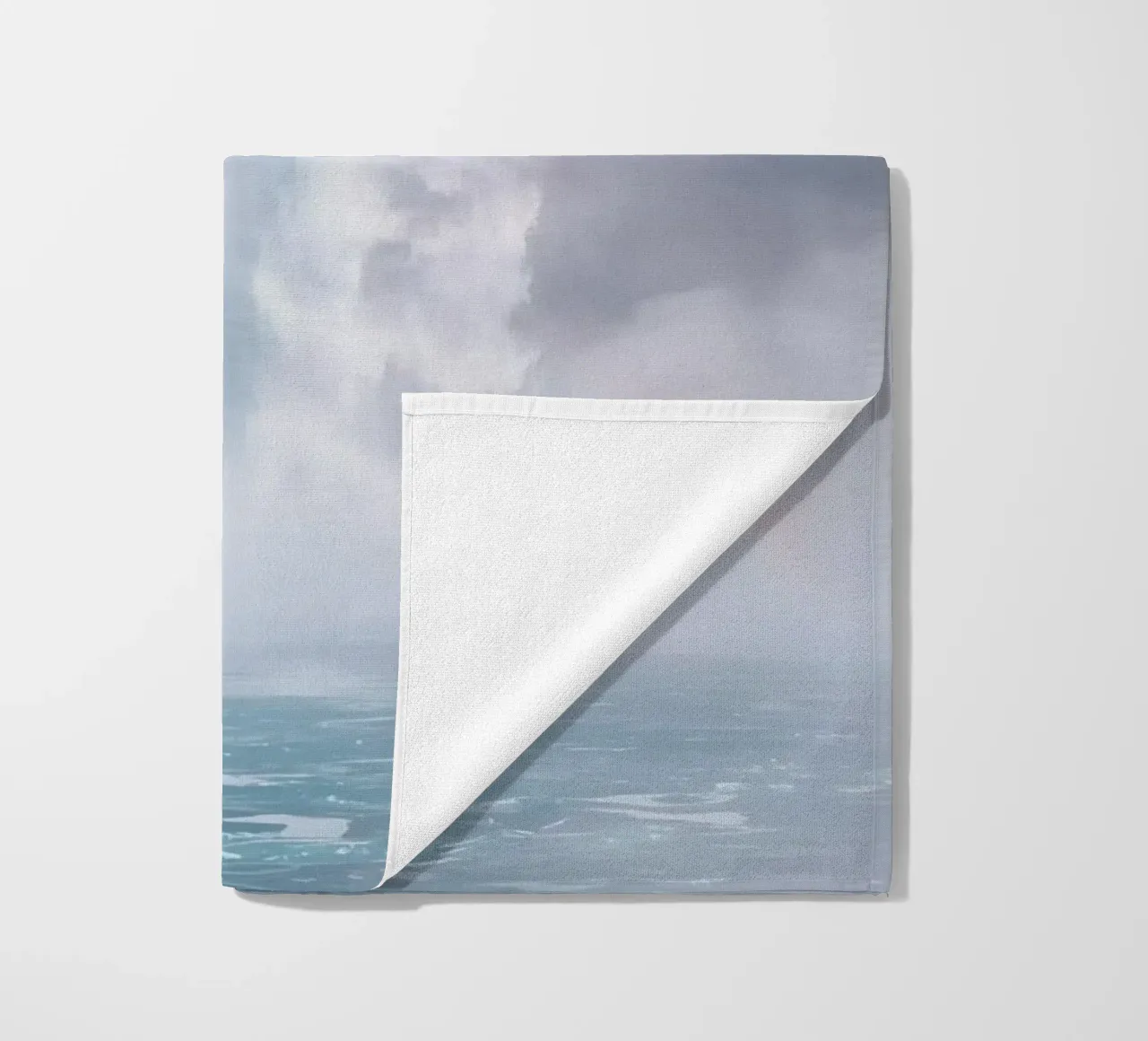 Ampia cascata con nebbia e arcobaleno telo mare da DesignDoodle