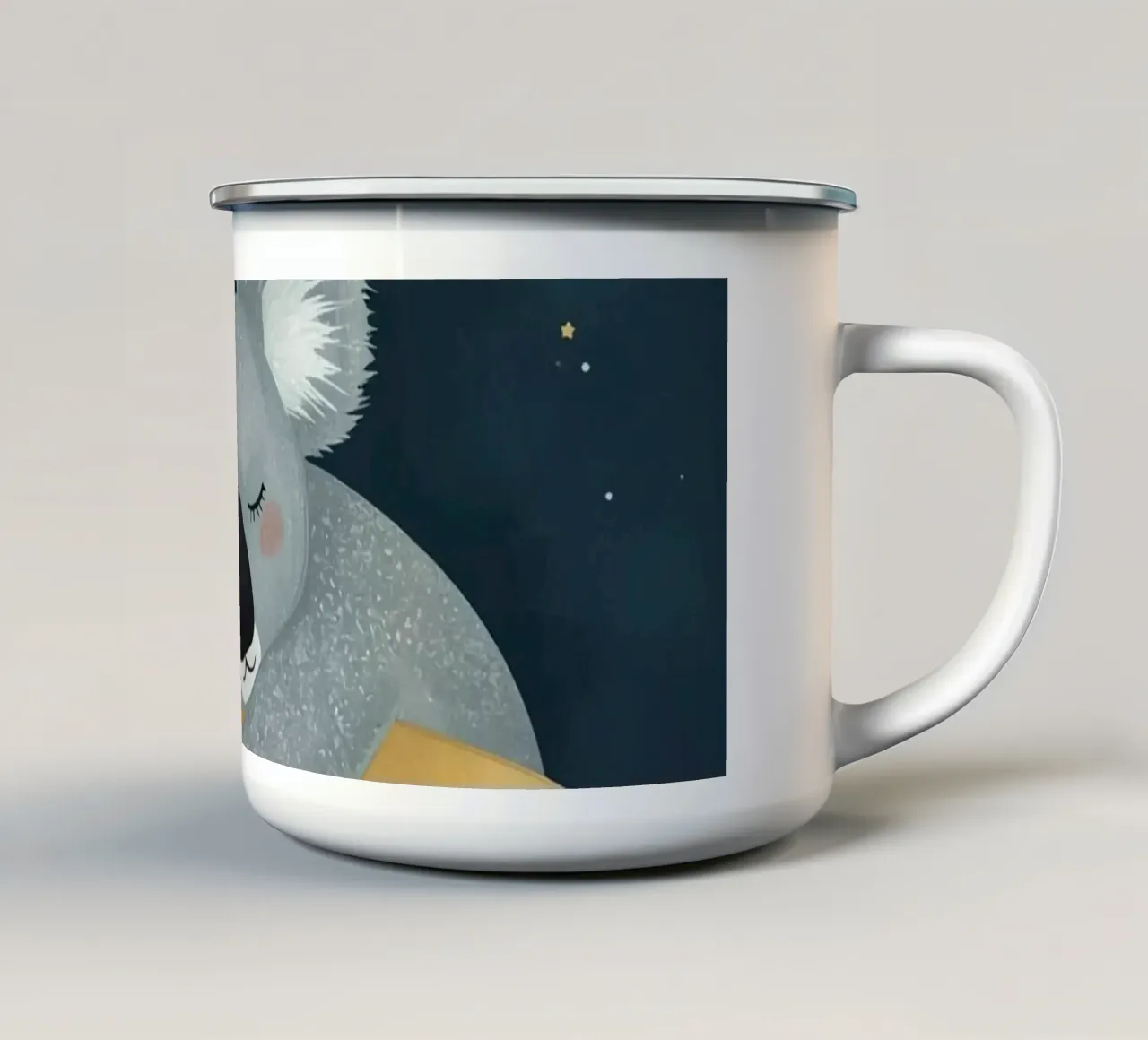 Koala addormentato e carino che abbraccia una stella di notte tazza in smalto da DesignDoodle