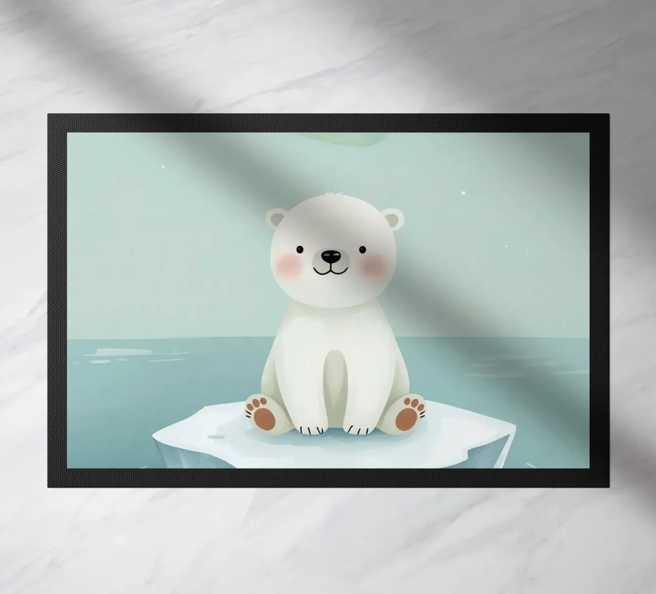 Piccolo orso polare su una banchisa con l'aurora boreale zerbino da DesignDoodle