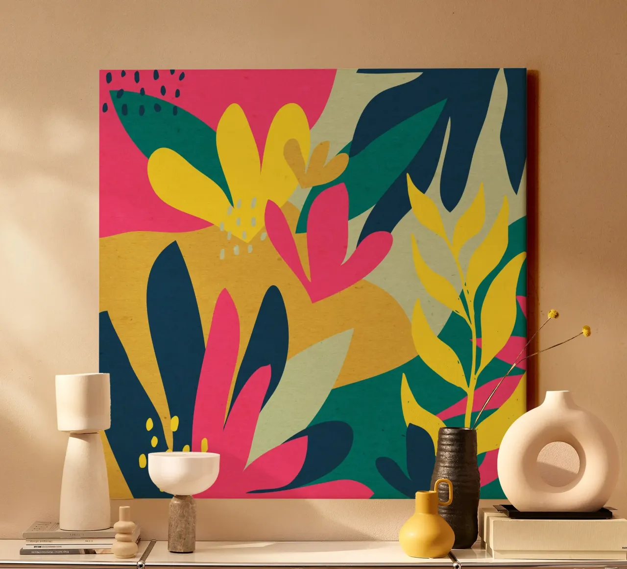 Flores de la selva lienzo con Marco flotante de Kim Hubball Studio