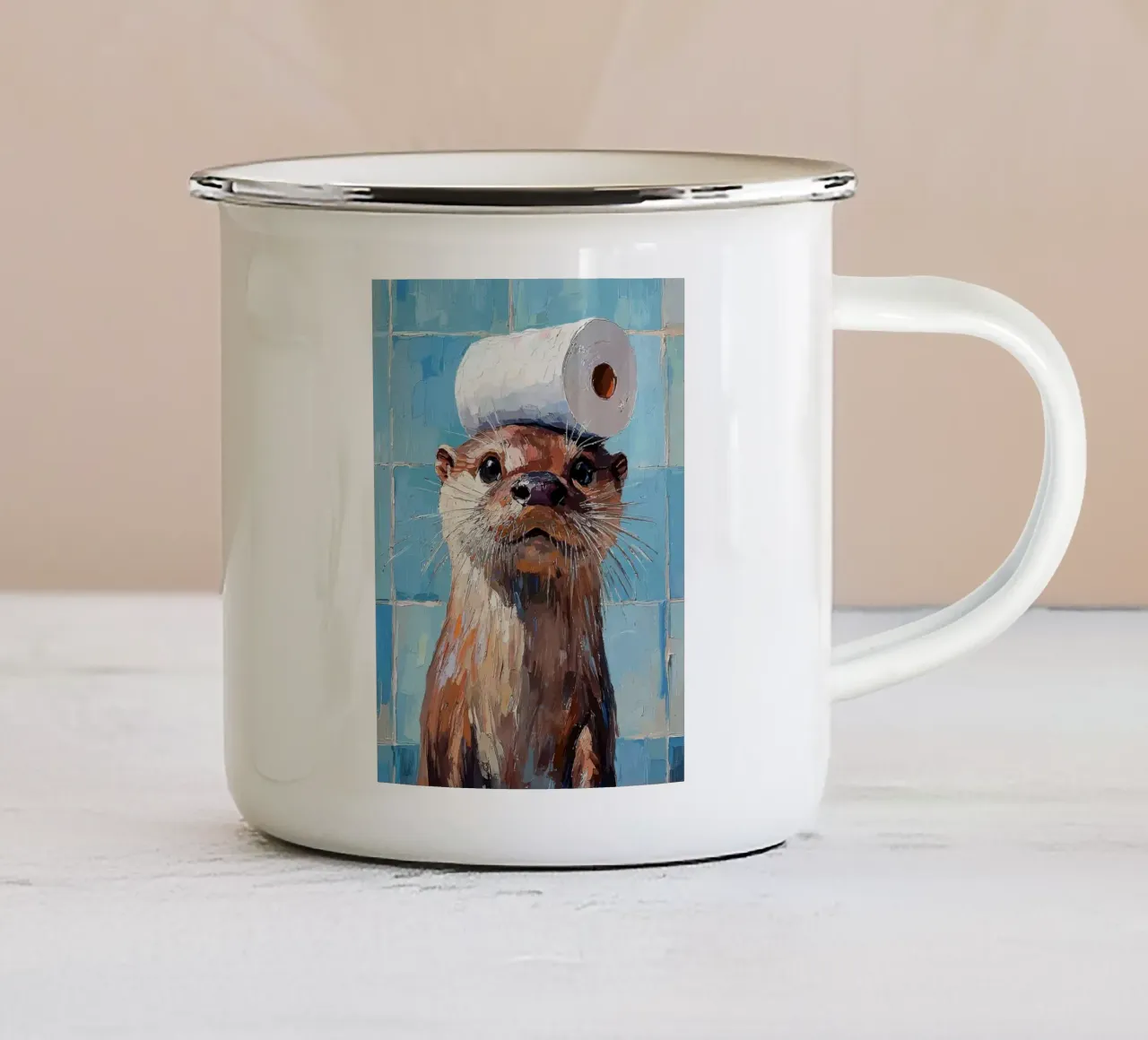 Lontra con cappello di carta igienica pittura tazza in smalto da JoyWalkerShop