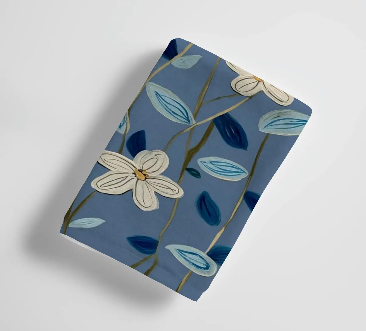 Jasmine Vines on Blue asciugamano da bagno da Flow Line