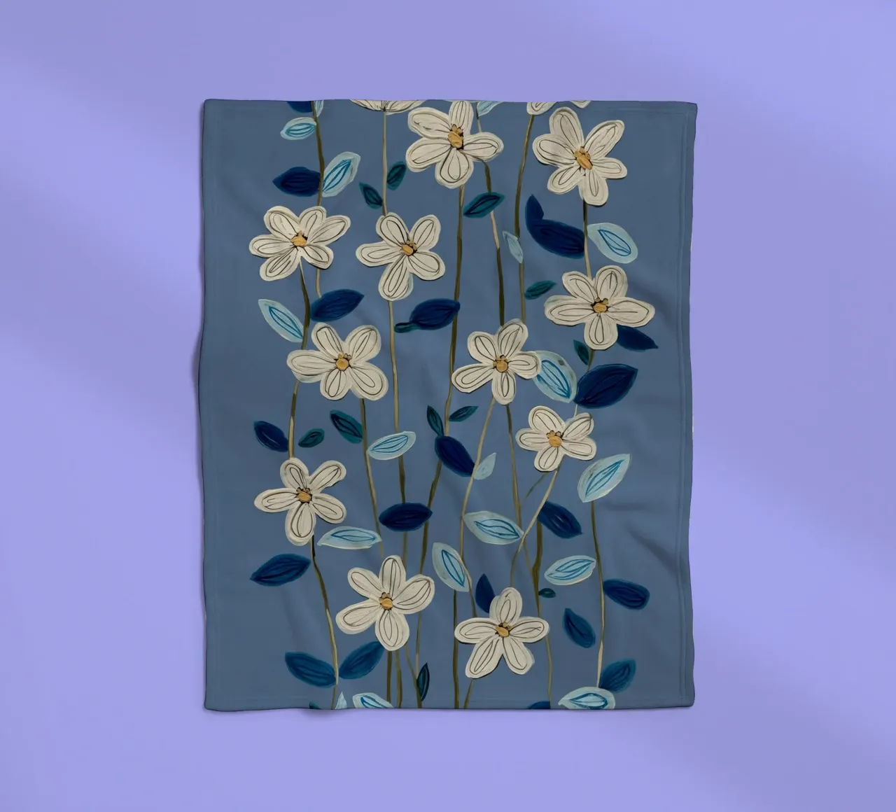 Jasmine Vines on Blue coperta in pile da Flow Line