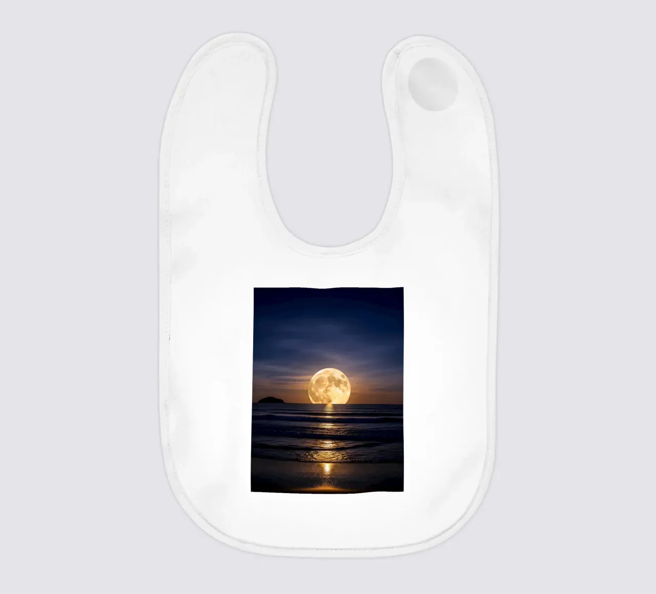 Luna piena sull'oceano di notte bavaglino da ShopByHaru