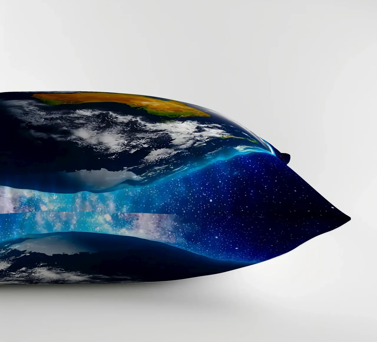 La Terre vue de l'espace_ Vue de l'Australie coussin de ShopByHaru