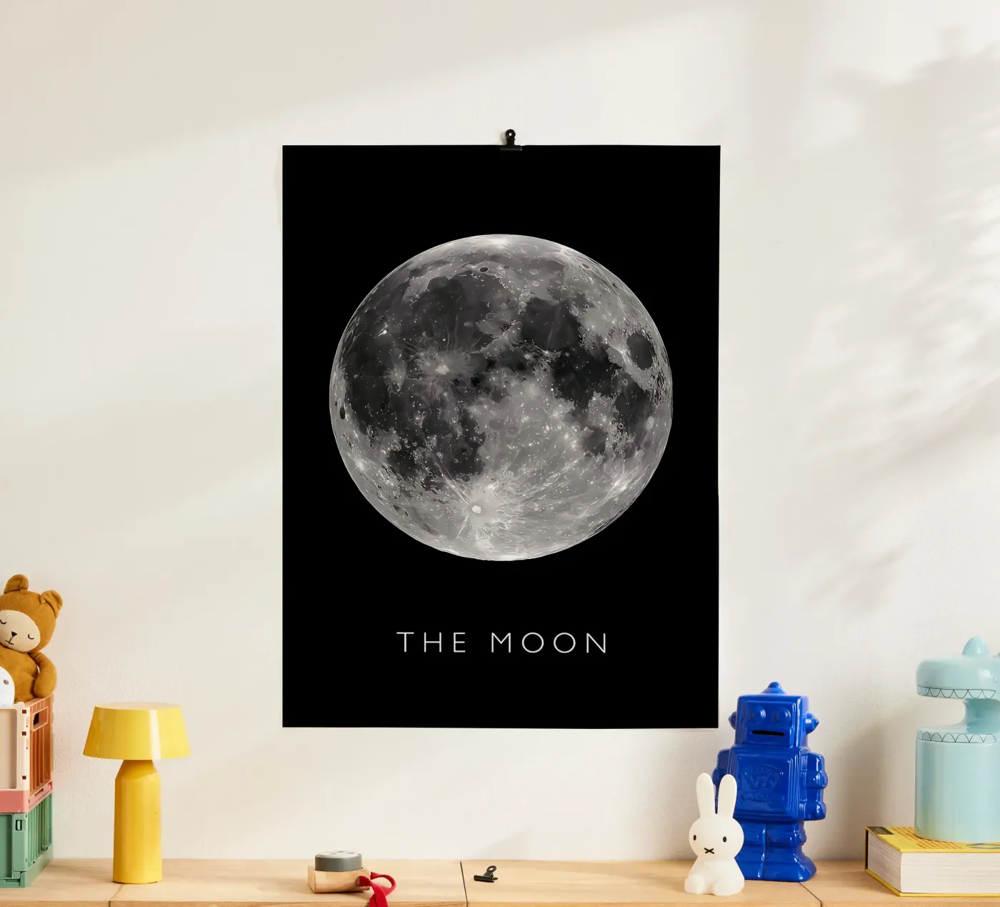 The Moon poster de ShopByHaru