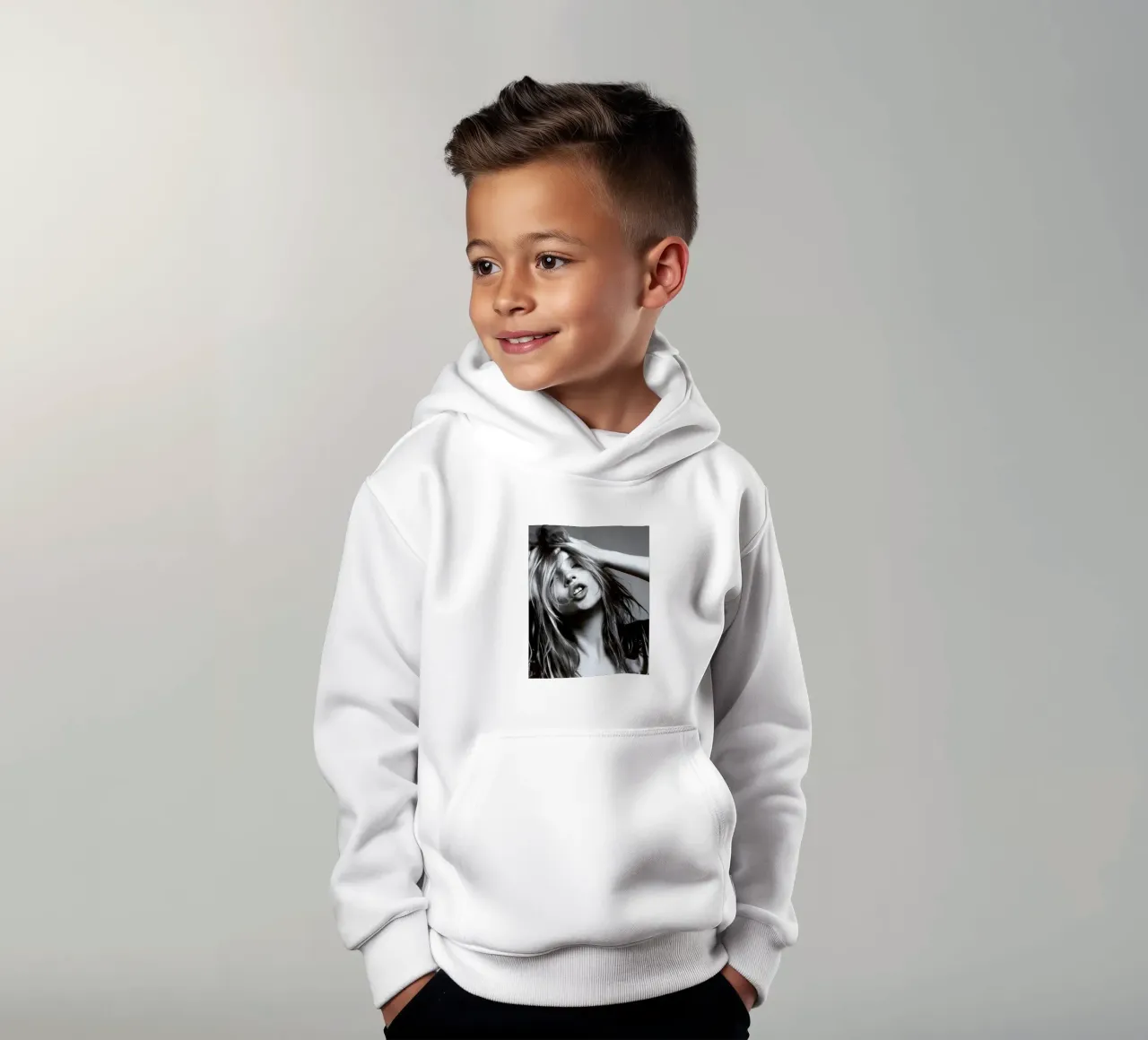 Kate Moss monocromatica felpa bambino con cappuccio da vintage singer