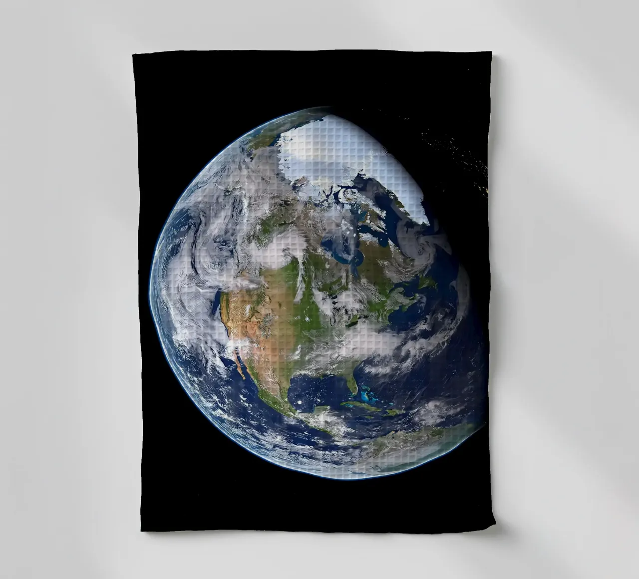 Vue de l'univers de la Terre torchon de ShopByHaru