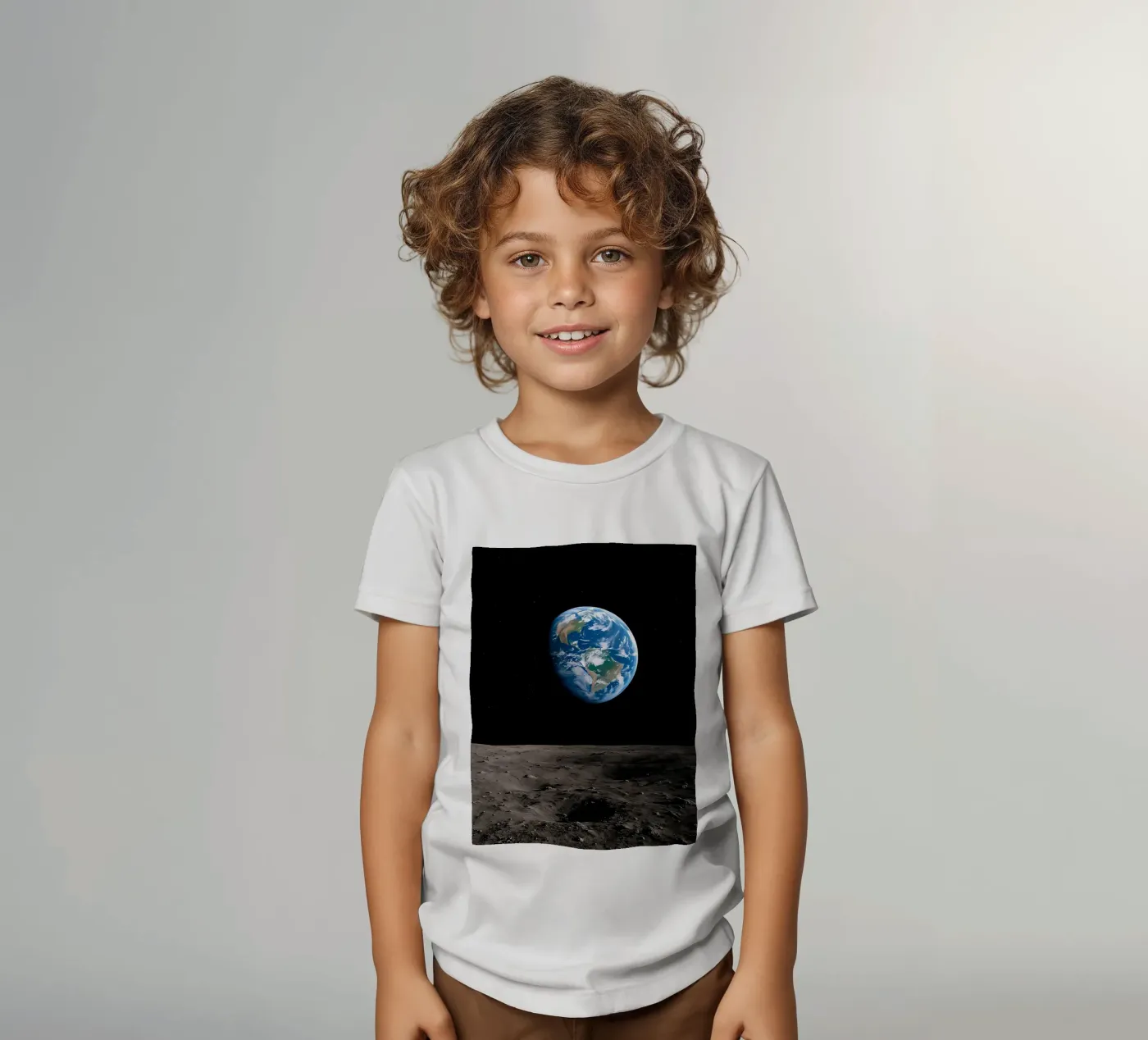 Earthrise t-shirt bambini da ShopByHaru