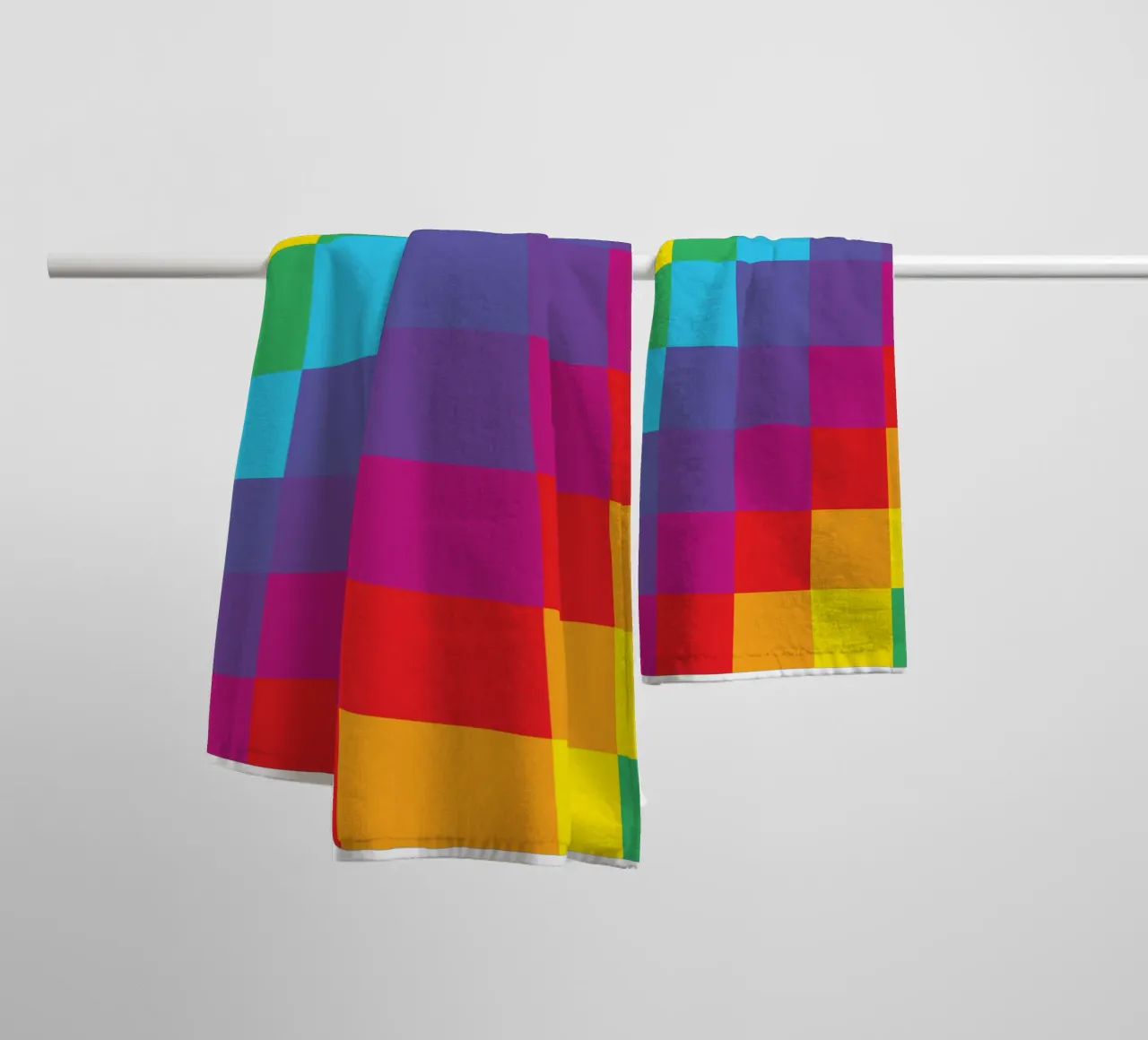 quadrato arcobaleno colore vettoriale asciugamano da bagno da Plumpz