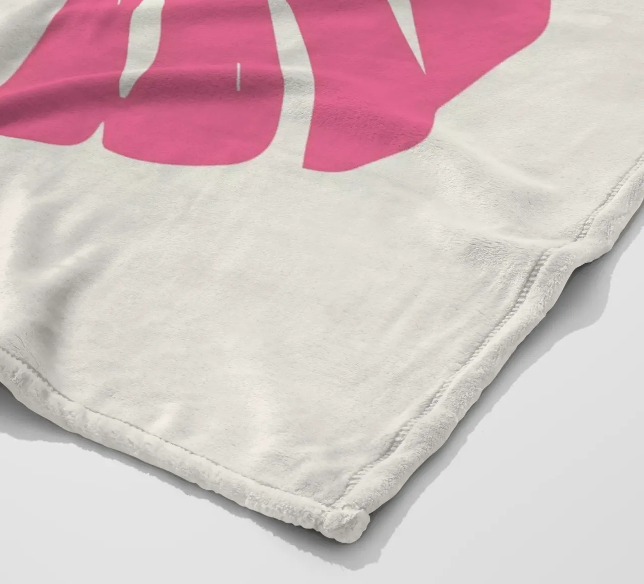 Monstera-Blatt Fleecedecke von Kim Hubball Studio