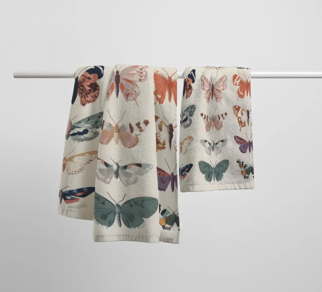 Farfalle retrò asciugamano da bagno da IamHomeStudio