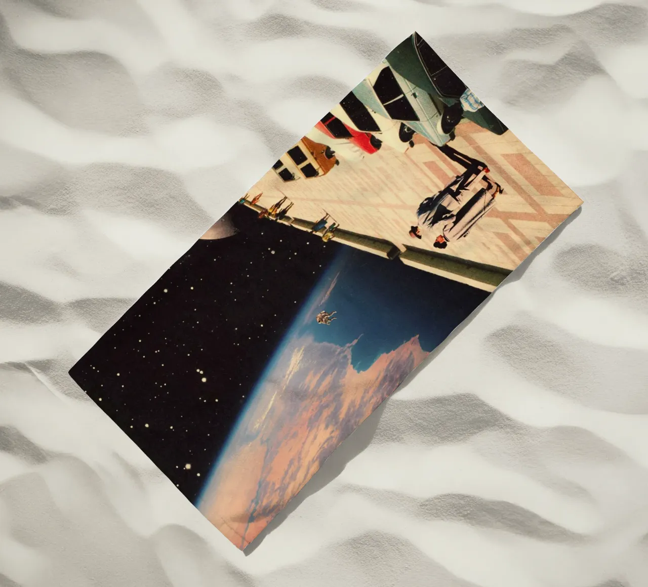 Space Promenade beach towel by Taudalpoi