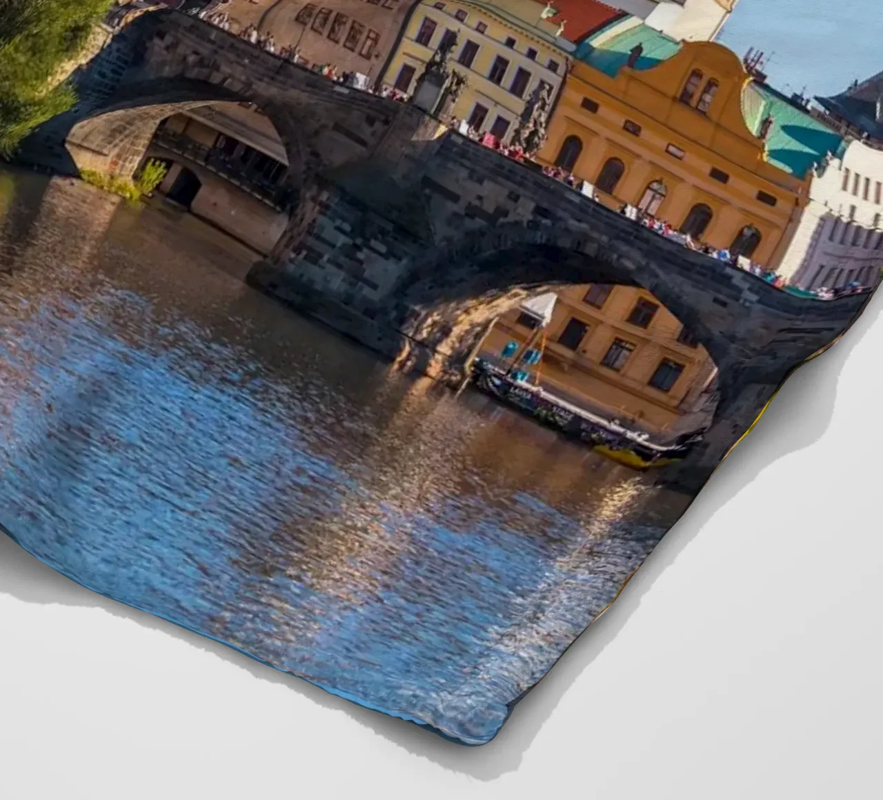 PRAG 05 coperta in pile da Tom Uhlenberg