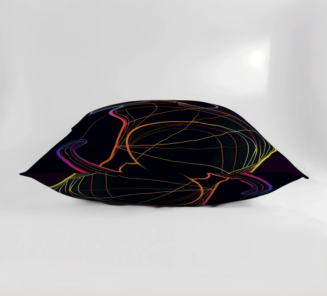 Gatto colorato in linea cuscino da ShopByHaru