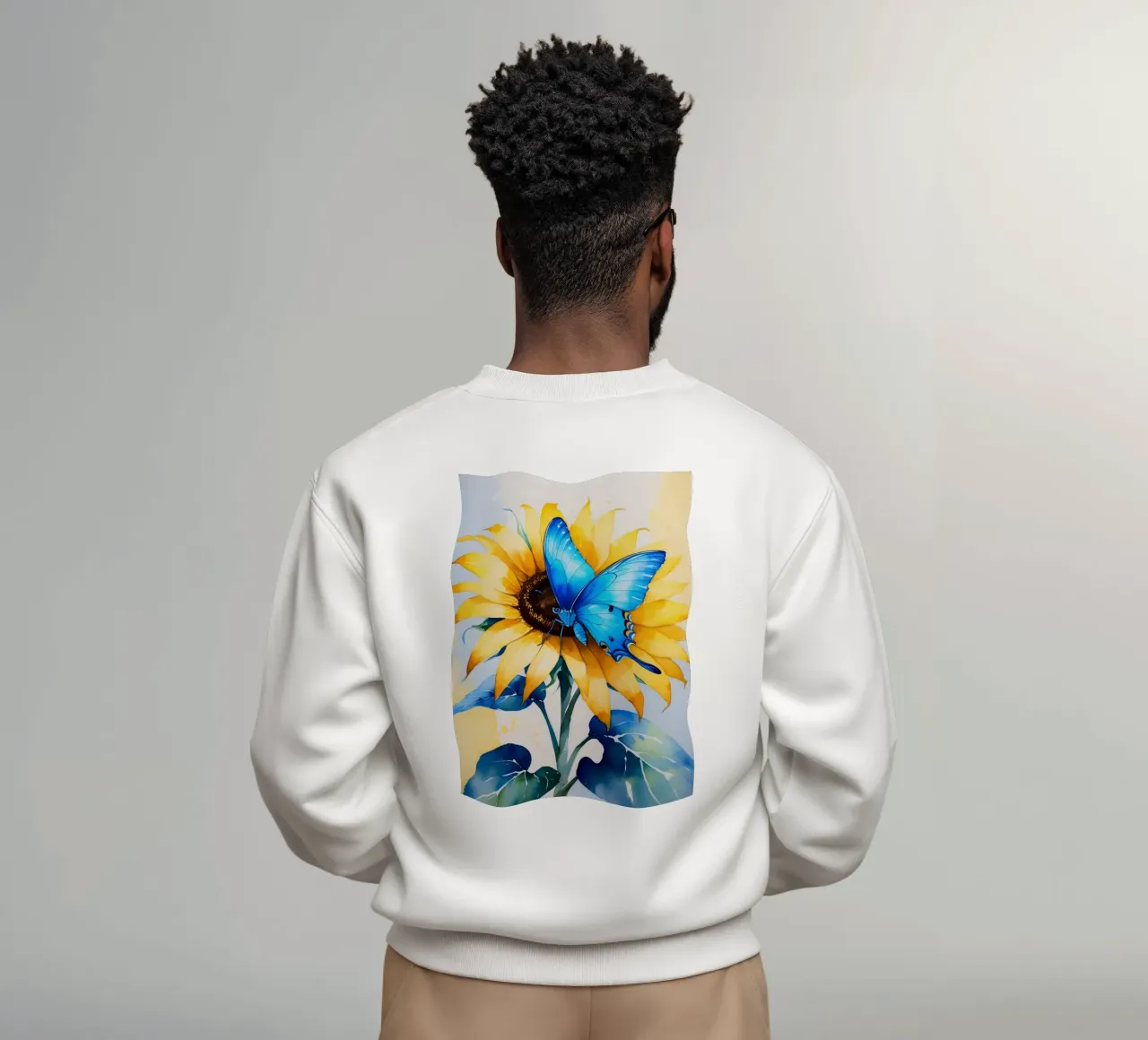 Pittura digitale di farfalla e girasole felpa da Bloom And Brush