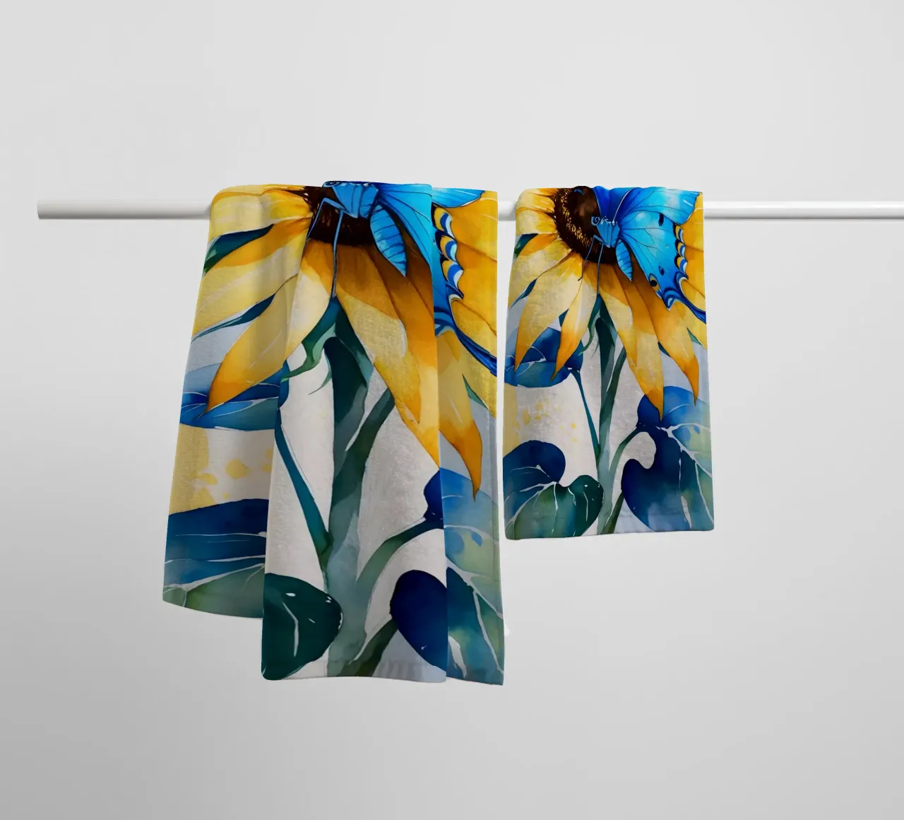 Pittura digitale di farfalla e girasole asciugamano da bagno da Bloom And Brush
