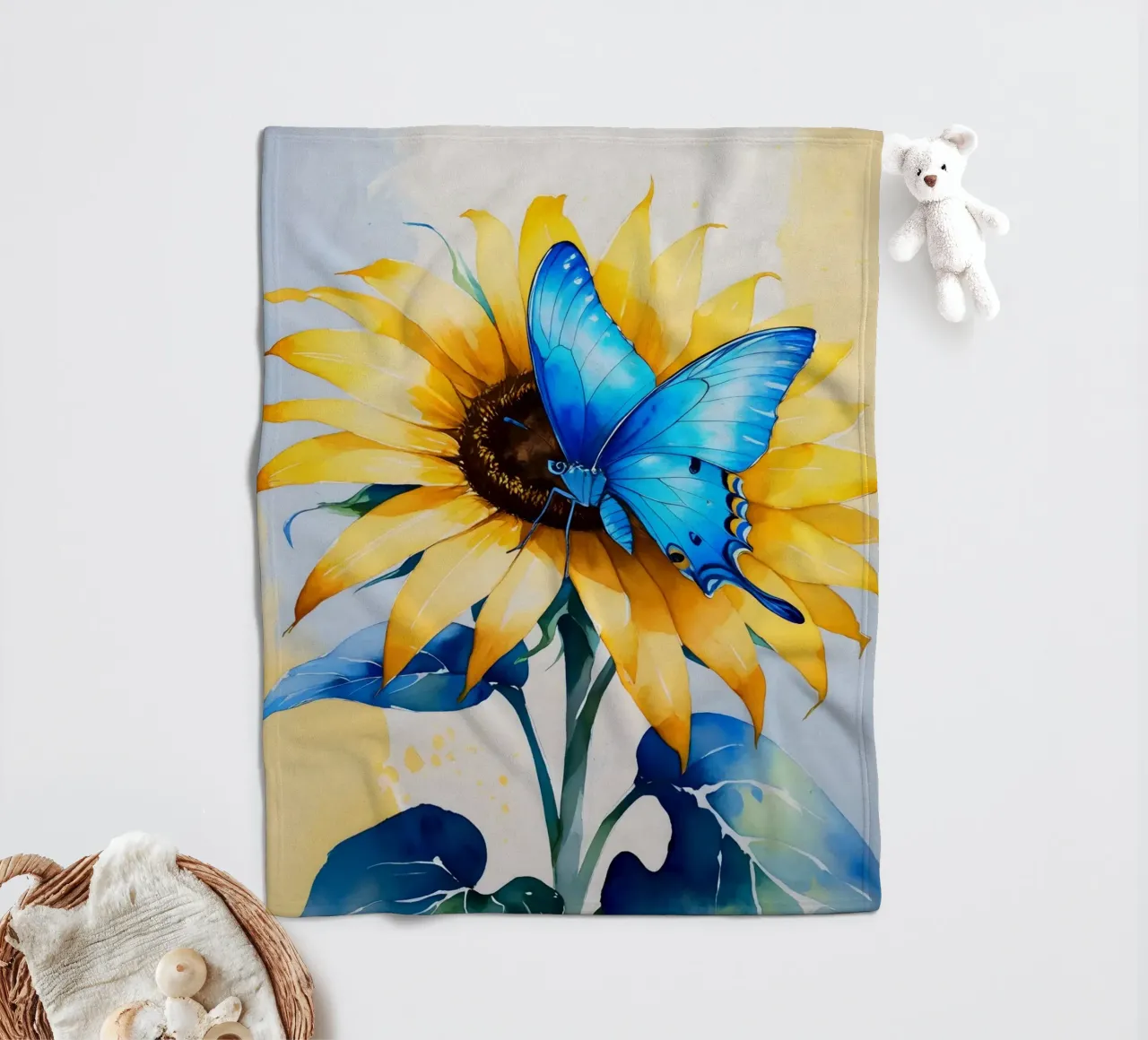 Pittura digitale di farfalla e girasole coperta in pile da Bloom And Brush