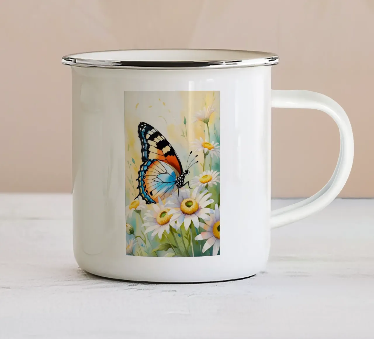 Pittura digitale di farfalle e margherite tazza in smalto da Bloom And Brush
