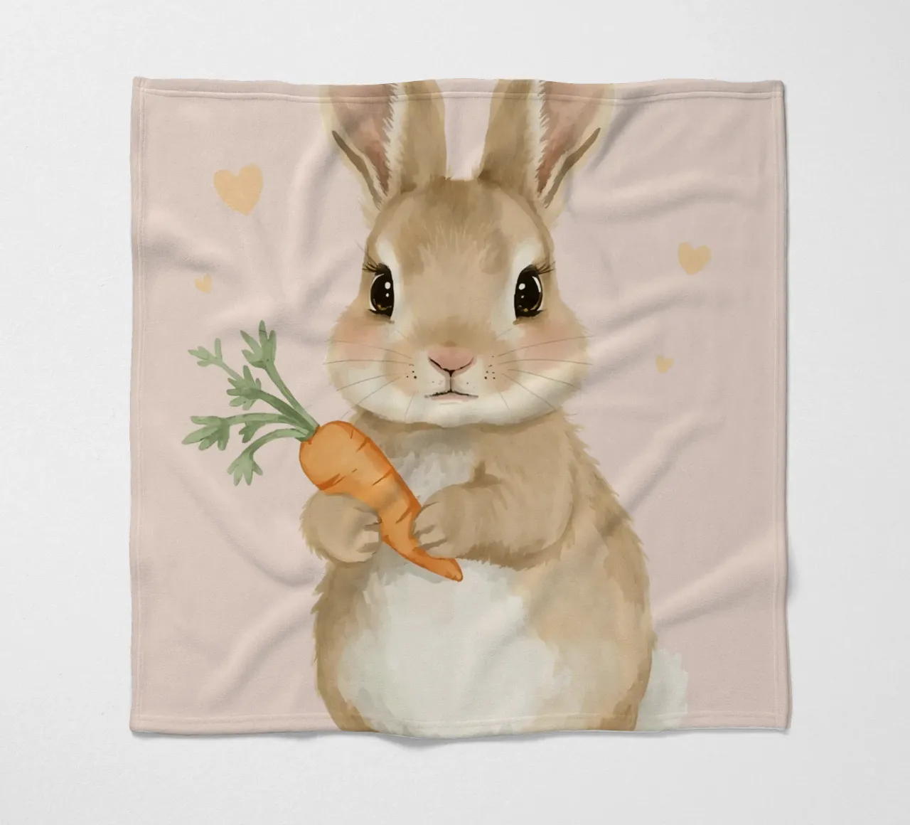 Coniglio carino con in mano una carota coperta in pile da DesignDoodle