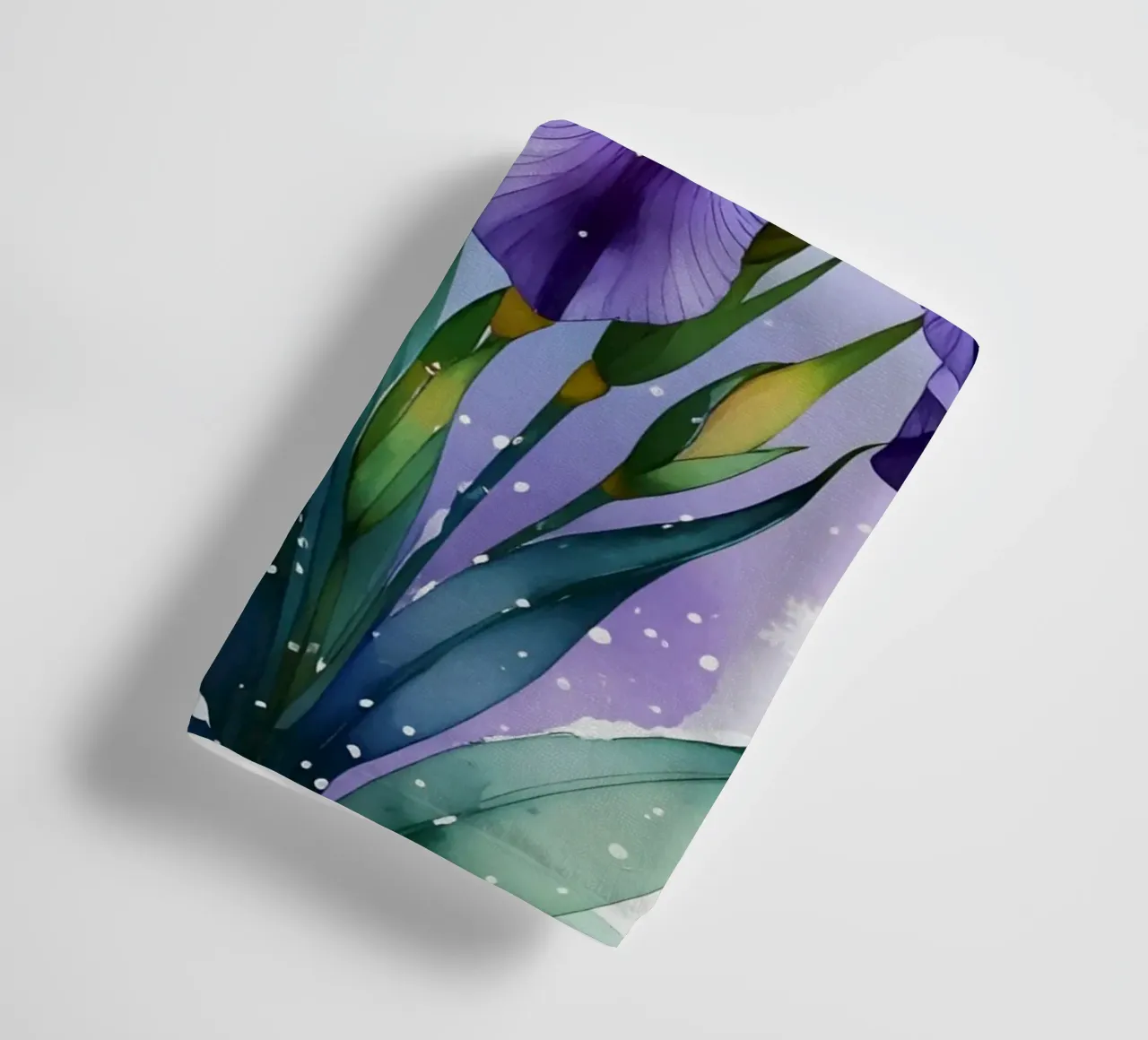 Pittura digitale di fiori di iris viola e fiocchi di neve asciugamano da bagno da Bloom And Brush