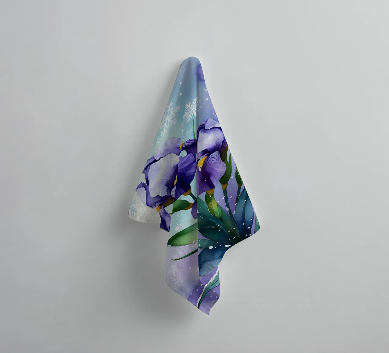 Pittura digitale di fiori di iris viola e fiocchi di neve asciugamano da bagno da Bloom And Brush
