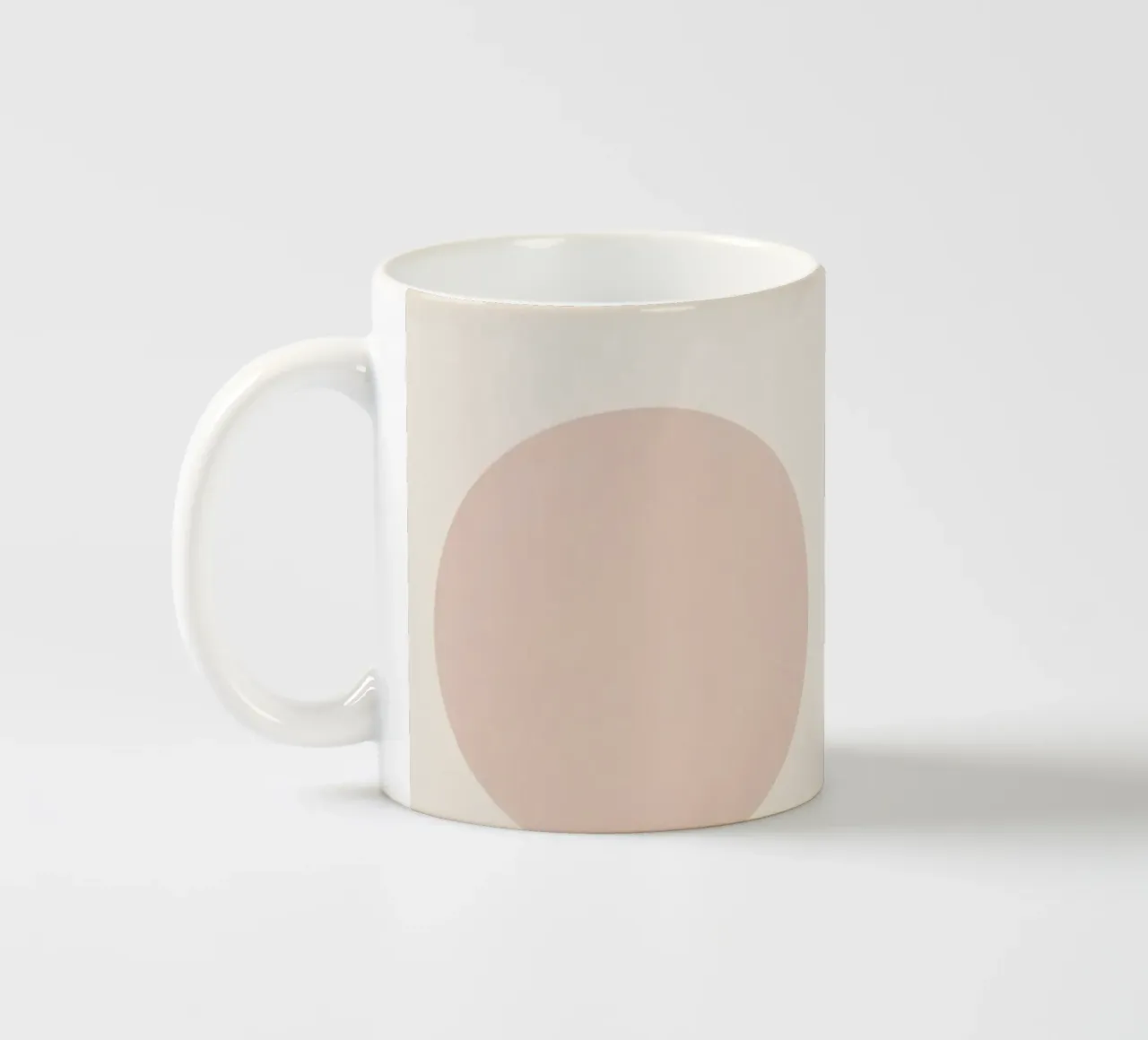 Forme geometriche astratte di cerchi in pastello tazza in ceramica da DesignDoodle