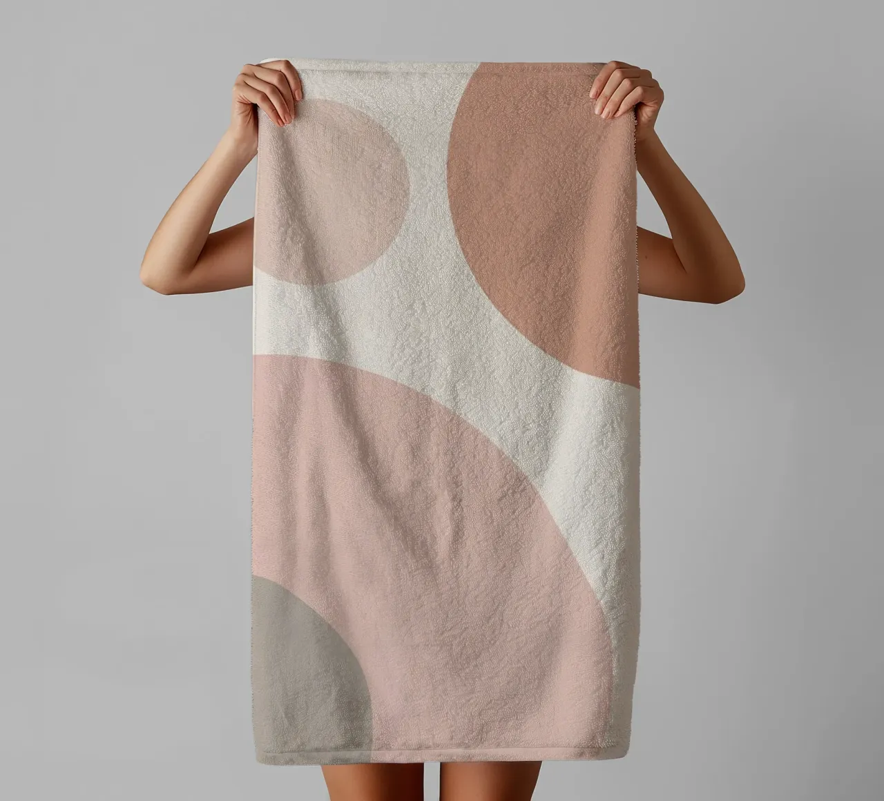 Forme geometriche astratte di cerchi in pastello asciugamano da bagno da DesignDoodle