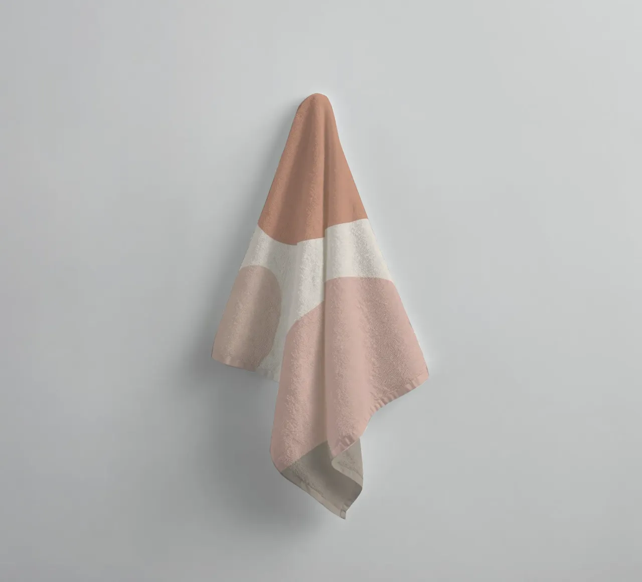 Forme geometriche astratte di cerchi in pastello asciugamano da bagno da DesignDoodle