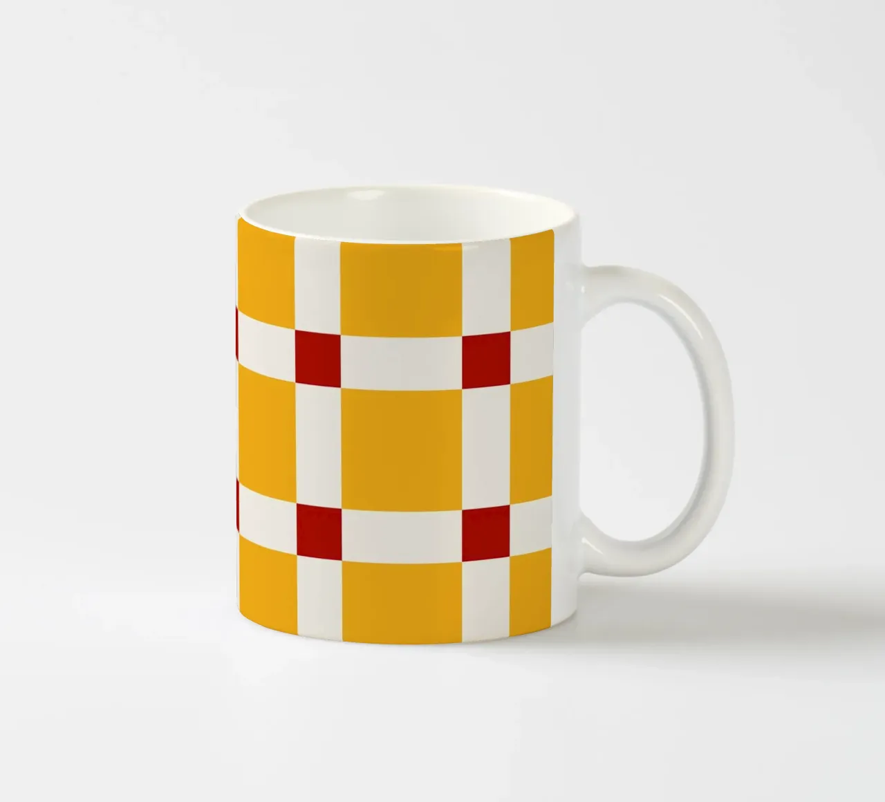 Mid Century Checks Yellow Red tazza in ceramica da TijanaArtStudio88