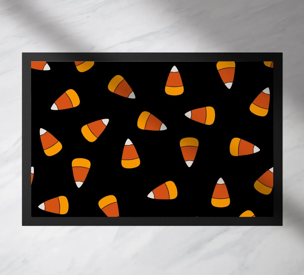 Candy corn pattern Halloween Fußmatte von TijanaArtStudio88