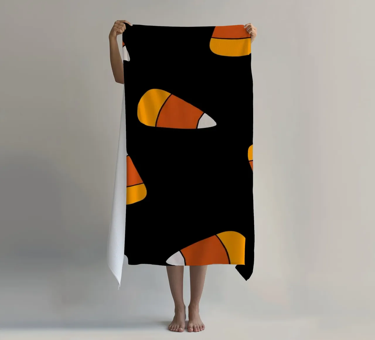Candy corn pattern Halloween telo mare da TijanaArtStudio88