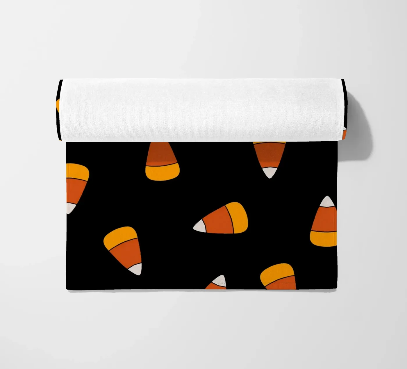 Candy corn pattern Halloween telo mare da TijanaArtStudio88