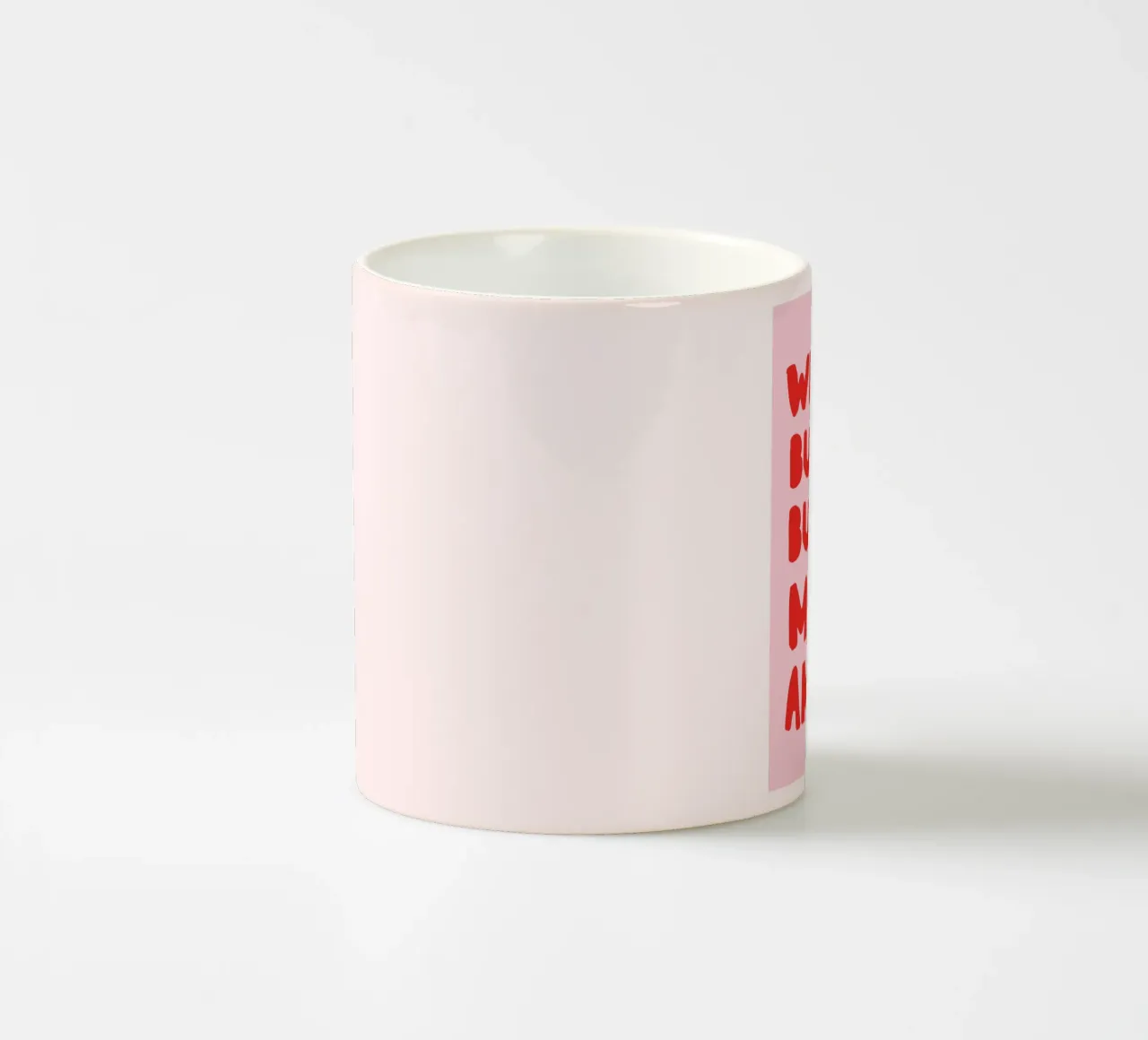 Weniger Bussi, mehr Amore – Typo Poster tazza in ceramica da QuooodZ by MooodzArt