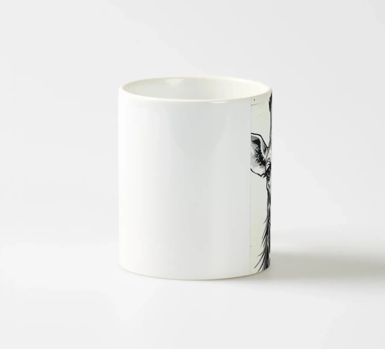 Ritratto monocromatico di giraffa tazza in ceramica da Damion Francis