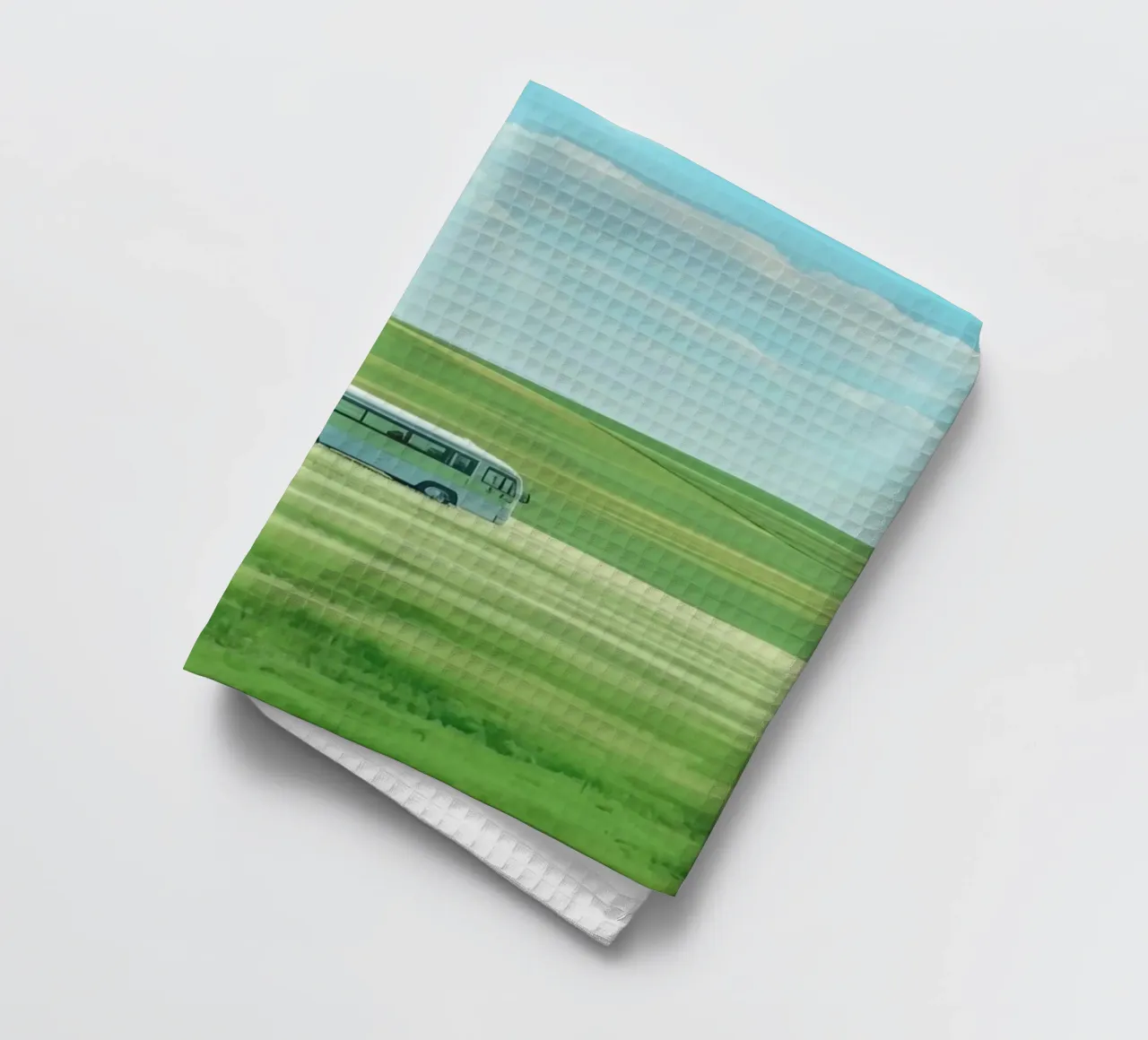 bus on field Geschirrtuch von scoten