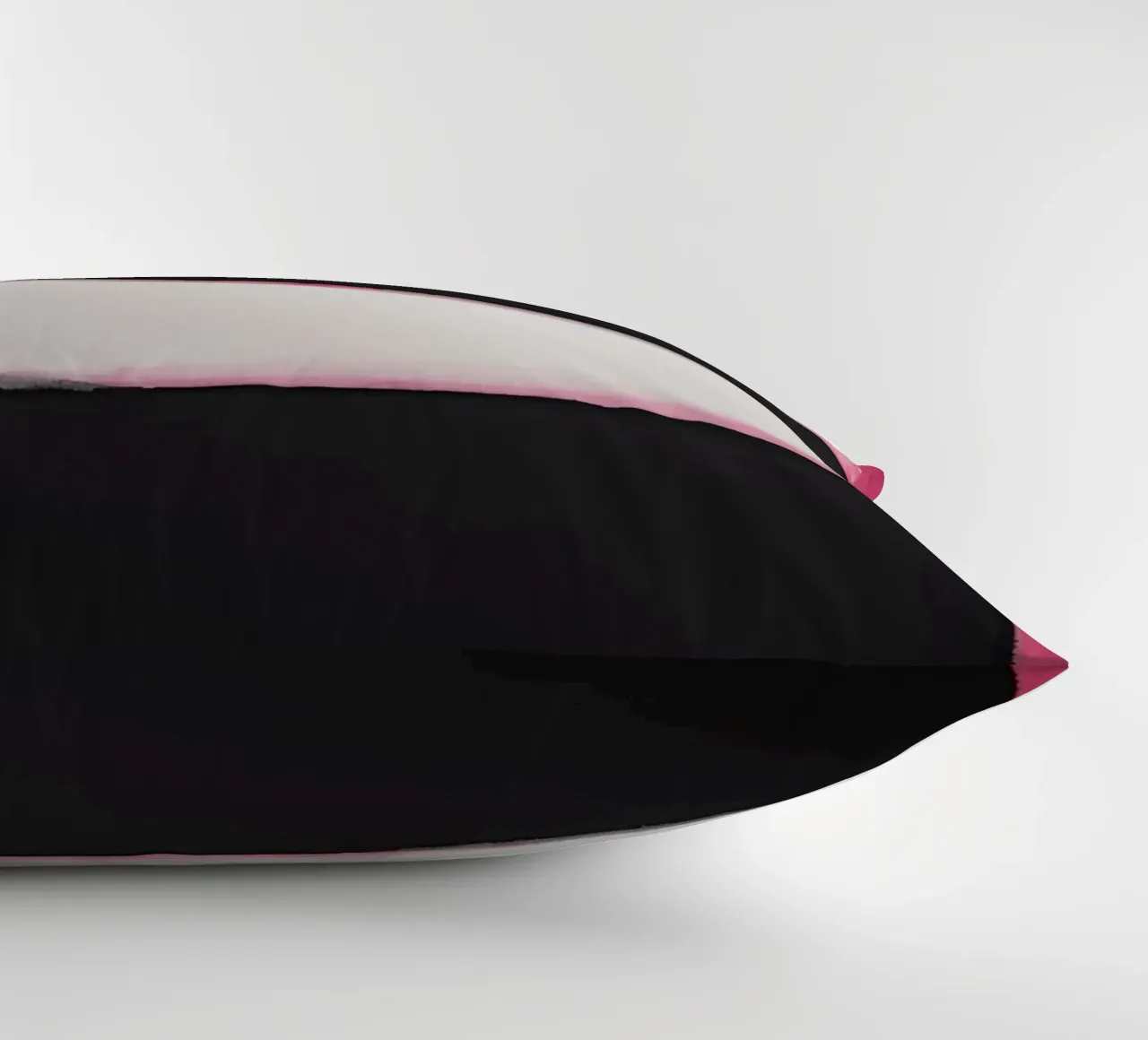 Pittura astratta con bande di colore rosa cuscino da DesignDoodle