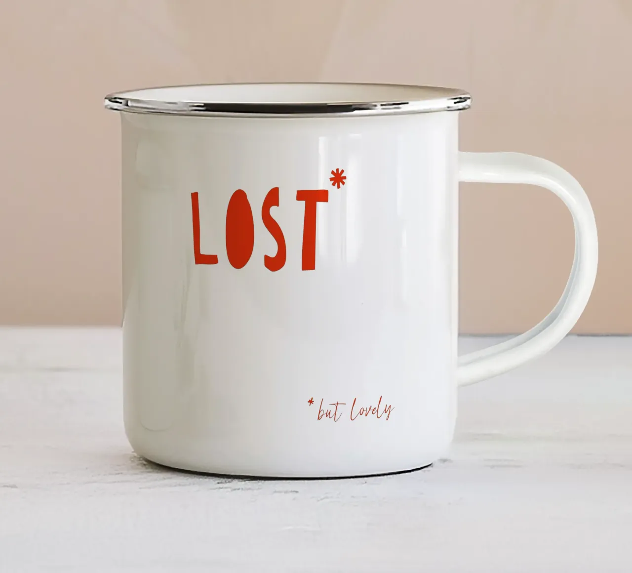 Lost but Lovely – Minimalistisches Typografie Poster in Rot tazza in smalto da fraeuleinvonfuchs