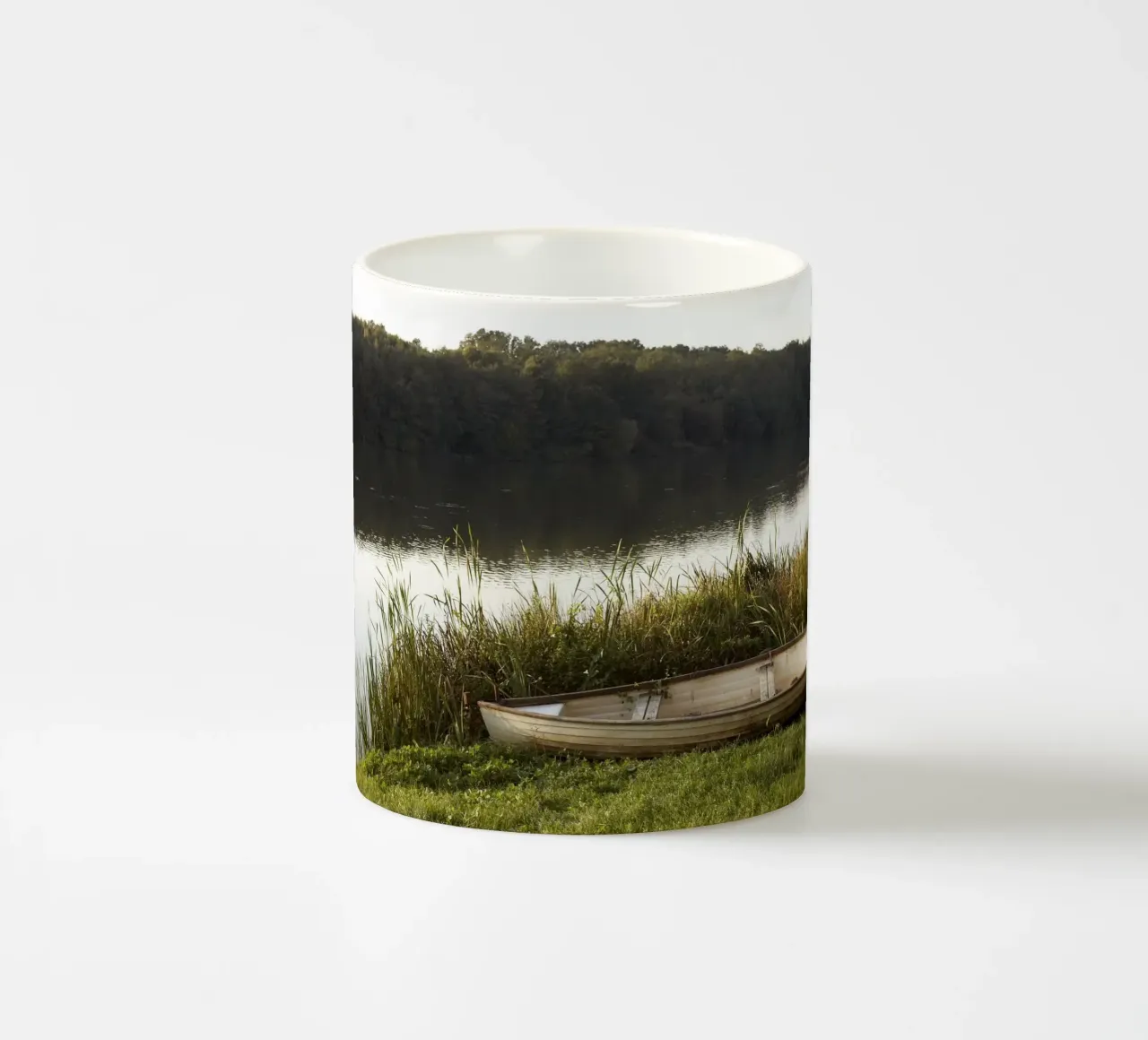 Barca a remi in Ungheria tazza in ceramica da Simon Koy