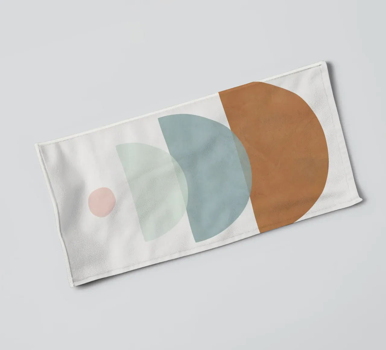Soft Abstract Shapes 11 badhanddoek van Flow Line